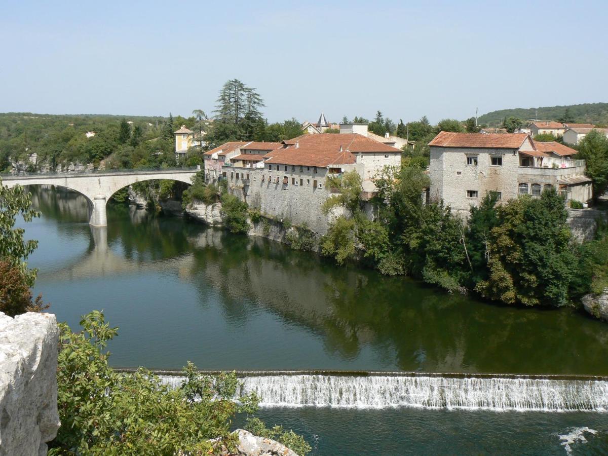 Residence De Tourisme Domaine De Janus Ruoms Exteriör bild
