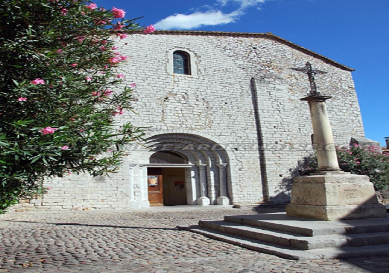 Residence De Tourisme Domaine De Janus Ruoms Exteriör bild